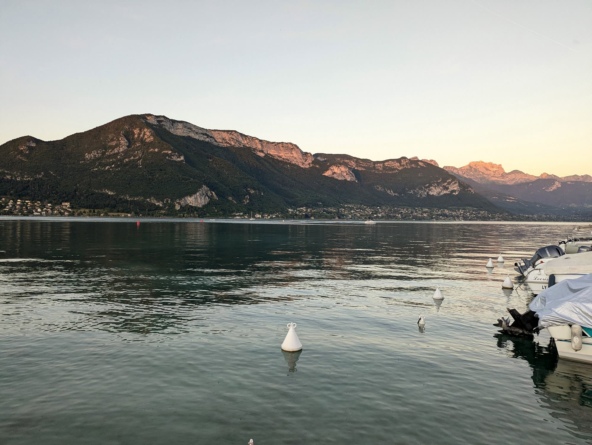 Annecy lake at sunset